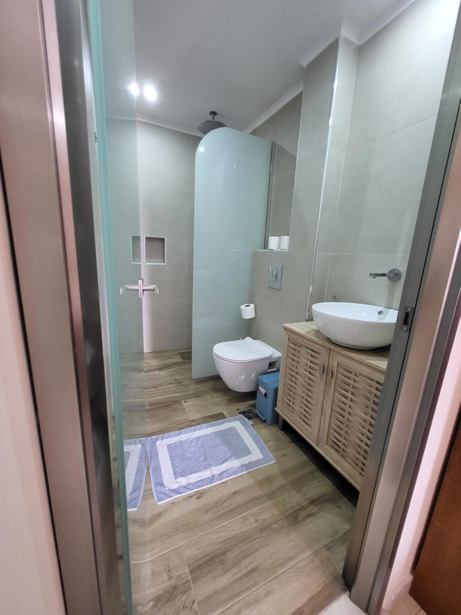 Plános Paradise Bar Apartments מראה חיצוני תמונה