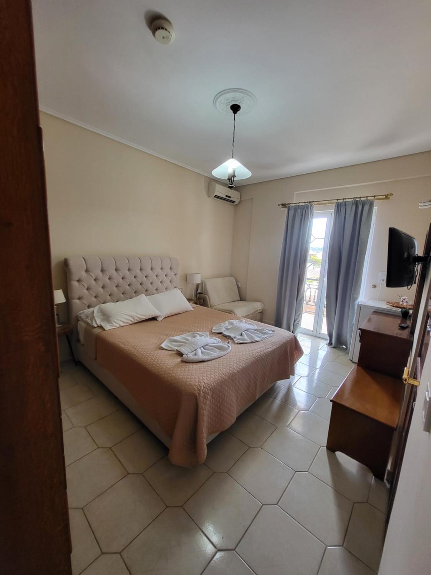 Plános Paradise Bar Apartments מראה חיצוני תמונה