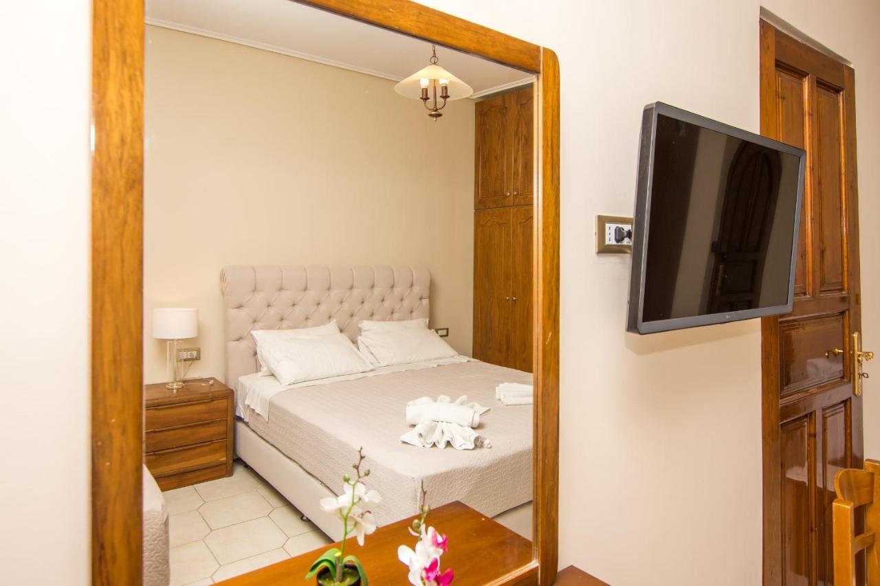 Plános Paradise Bar Apartments מראה חיצוני תמונה