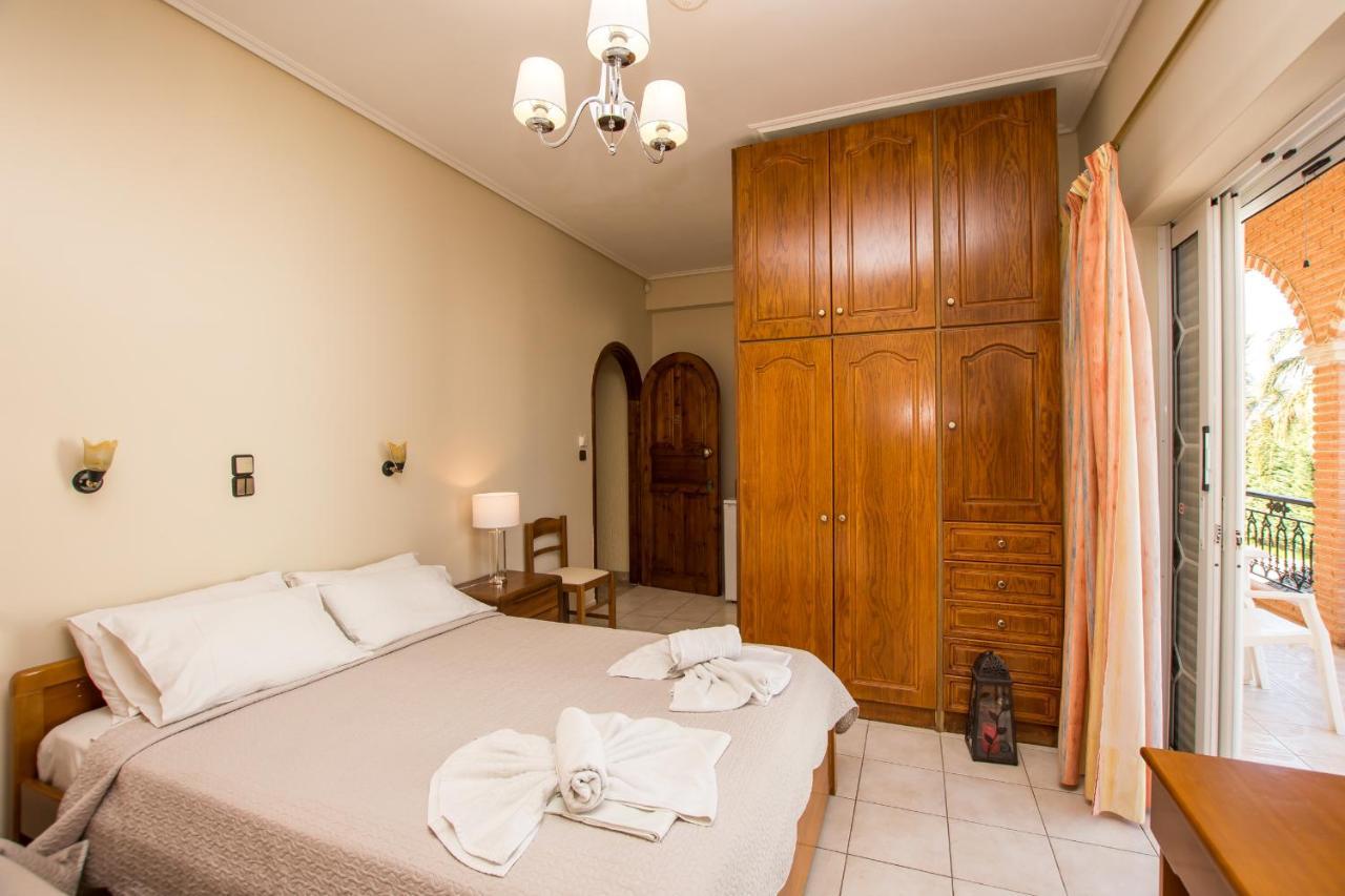 Plános Paradise Bar Apartments מראה חיצוני תמונה